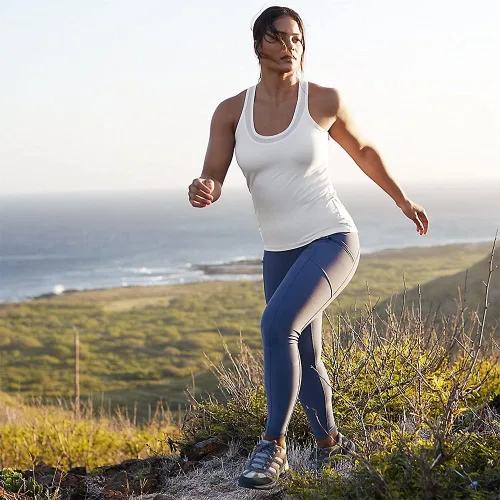 Vista 4 de Eddie Bauer Leggings ajustados Trail para mujer - Tiro alto