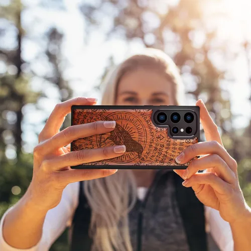 Vista 5 de Carveit Funda de madera para Galaxy S22 Ultra [madera natural y TPU suave negro] a prueba de golpes, diseño único de madera compatible con Samsung