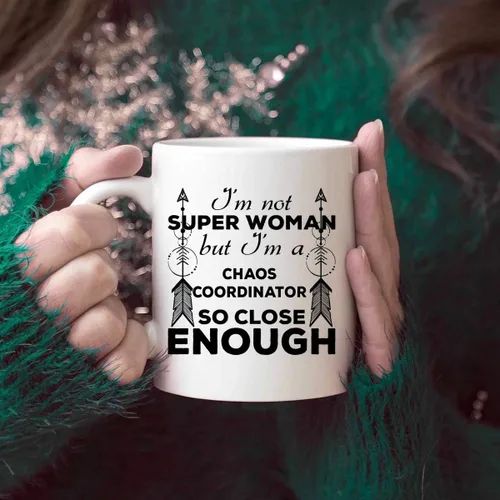 Vista 2 de Taza de regalo de la camiseta del Coordinador del Caos de las mujeres de Super Women Jefes gerentes administración gobernador hombres mujeres