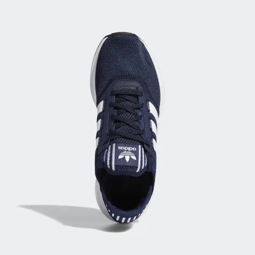 Vista 5 de adidas Tenis Swift Essential para hombre