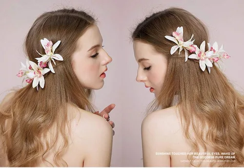 Vista 4 de Pinza para el pelo de orquídea Cymbidium crema y fucsia para mujer (paquete de 6), Multicolorido