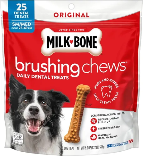 Vista 16 de Milk-Bone Original Masticables para Cepillar, 35 Golosinas Dentales Diarias para Perros de Tamaño Pequeño/Mediano, Acción de Frotamiento Ayuda a