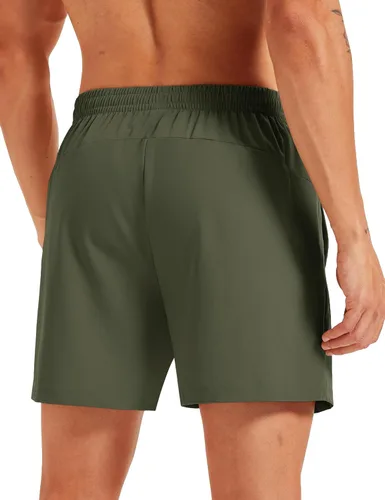 Vista 2 de MAGCOMSEN Pantalones cortos deportivos para hombre, 5 pulgadas, ligeros, para baloncesto, correr, entrenamiento, con bolsillos con cremallera