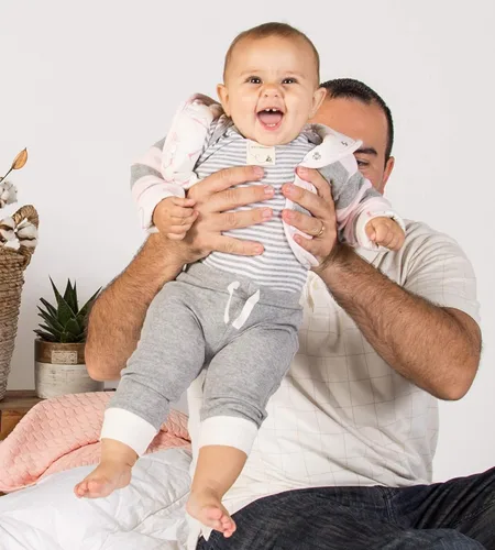 Vista 4 de Burt's Bees Baby Sudaderas para bebé, chaquetas ligeras con cremallera y abrigos con capucha, algodón orgánico, Flor Abc