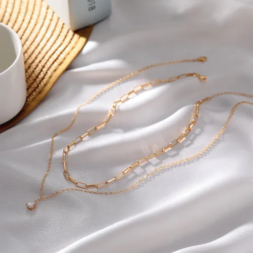 Vista 6 de ZOERAY Gold Layered Necklace for Women 14K Gold Plated Dainty Necklace Diamond Cross Heart Pearl Snake Pendant Necklace Herringbone Paperclip Chain
