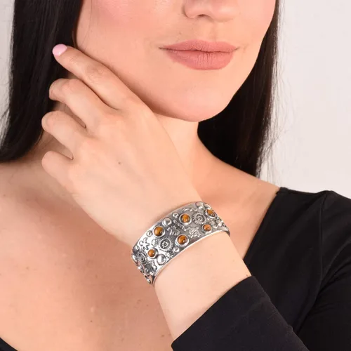 Vista 2 de American West - Pulsera de plata de ley para mujer, diseño de petroglifo, tallas S, M o L