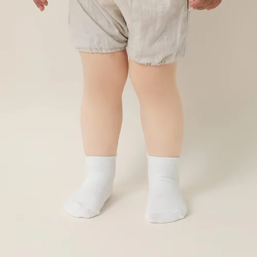 Vista 6 de Calcetines tobilleros antideslizantes para bebé, paquete de 12 para niños y niñas, hechos de algodón