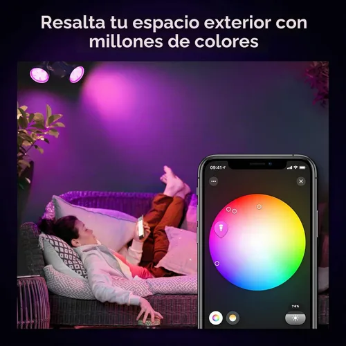 Vista 4 de Philips Hue Bombilla LED inteligente PAR38 de 100W - Luz de ambiente blanca y de color que cambia de color - 1 paquete - 1300LM - E26 - Para