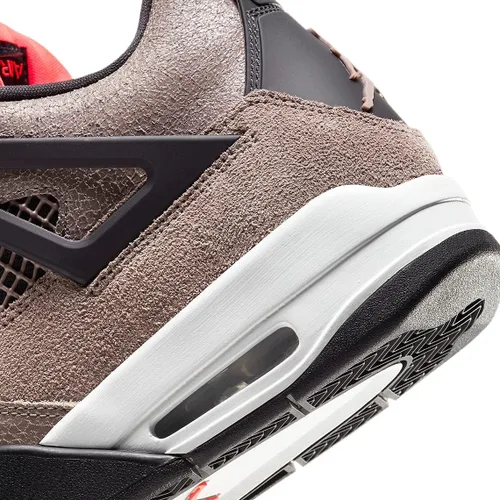 Vista 7 de Nike Air Jordan 4 Retro - Tenis para hombre