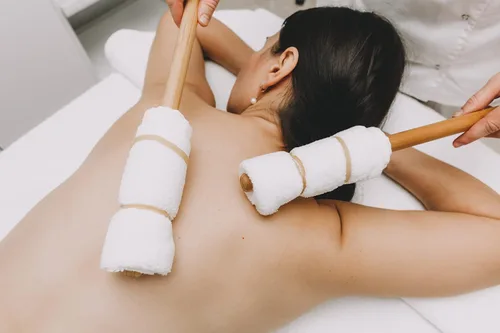 Vista 2 de Herramientas de masaje de madera de bambú, juego de 14 rodillos y palos de bambú, kit de terapia de relajación corporal