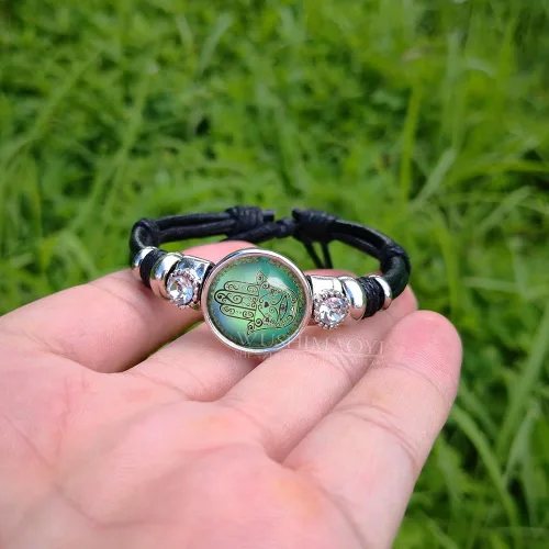 Vista 2 de WUSHIMAOYI Hamsa Mano de Dios pulsera de mal de ojo pulsera Hamsa pulsera joyería Personalizar su propio