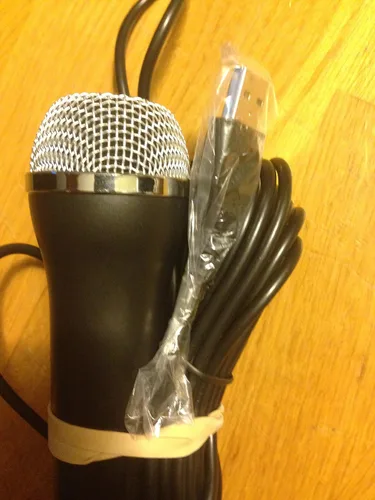 Vista 2 de Rock Band Guitar Hero Konami USB Microphone (PS2, PS3, XBOX 360, Wii) (Bulk Packaging)