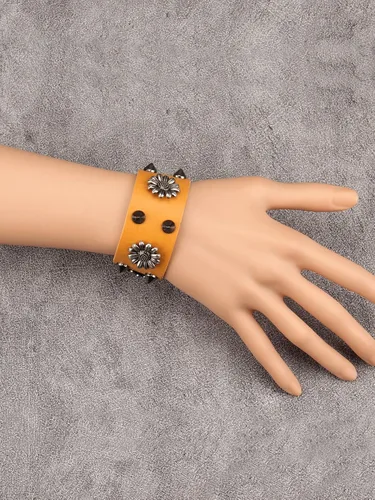 Vista 2 de Jeilwiy Pulseras de cuero punk para hombres, pulseras hechas a mano, brazalete ancho, joyería trenzada, color negro y marrón, ajustable, regalos