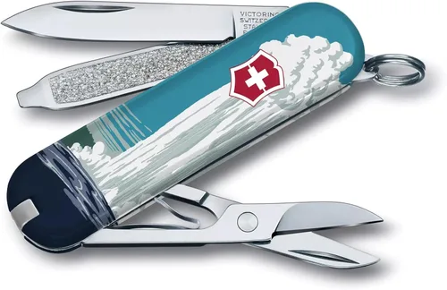 Vista 17 de Victorinox Classic SD Swiss Army – Navaja suiza de bolsillo, compacta, 7 funciones, navaja de bolsillo fabricada en Suiza con hoja pequeña Parque