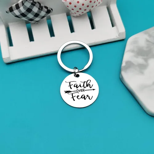 Vista 3 de Xiahuyu Llavero cristiano de regalo, con versículo bíblico, regalo de bautismo, regalo de comunión, regalos religiosos inspiradores para mujeres