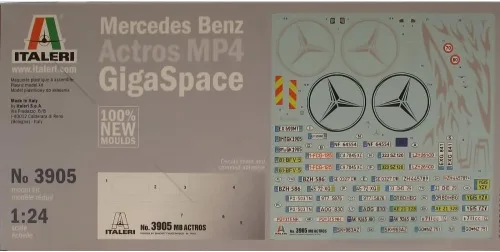 Vista 4 de Italeri 3905 1:24 Mercedes Benz Actros MP4 Gigaspace