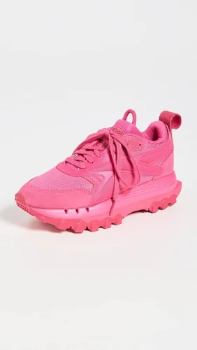 Vista 2 de Reebok Tenis Cardi B Club C V2 para mujer