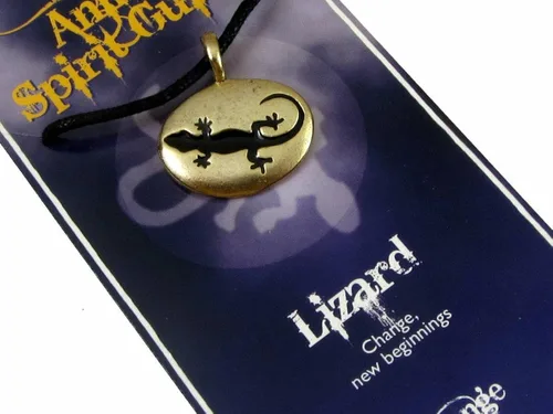 Vista 2 de Lizard Espíritu guía Oro Tono peltre colgante, el cambio y un nuevo comienzo