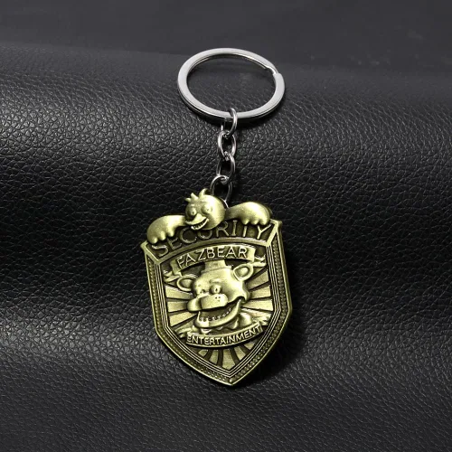 Vista 4 de FNAF - Insignia de guardia de seguridad Pin de guardia nocturno de Freddy Fazbear Regalos de disfraz de la FNAF para niños, hombres, mujeres