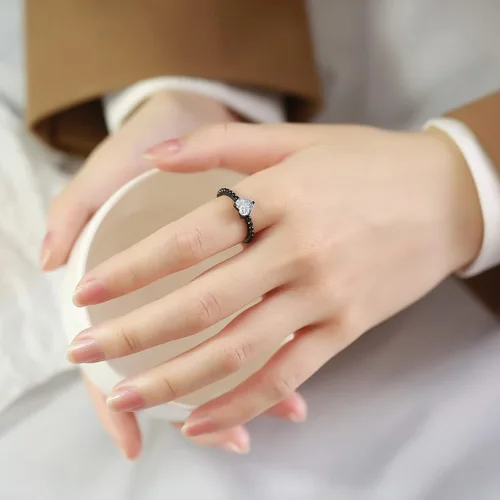 Vista 4 de Anillos a juego personalizados para parejas, anillos de promesa de acero inoxidable para parejas, juego con 2 anillos grabados dentro y fuera