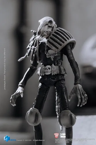 Vista 6 de HIYA TOYS Judge Dredd: Judge Mortis - Figura de acción exquisita a escala 1:18 en blanco y negro