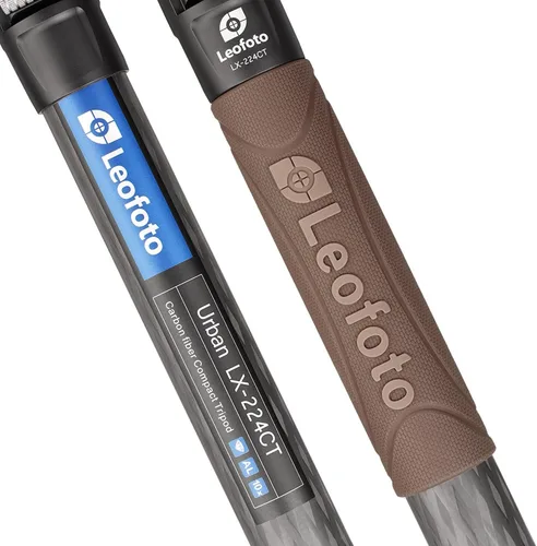 Vista 7 de Leofoto LX-224CT+XB-32Q Trípode de viaje, serie urbana, fibra de carbono, secciones de 4 patas, portátil y ligero, pierna reversible y columna