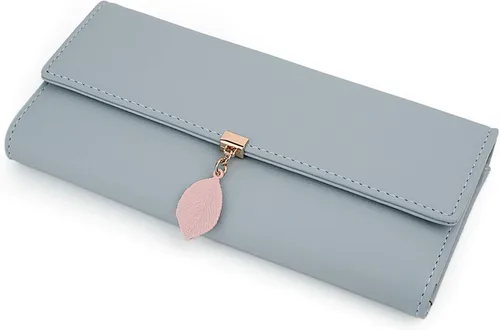 Vista 108 de UTO - Cartera pequeña RFID de piel sintética con dije de hoja, cierre de cremallera y tarjetero.