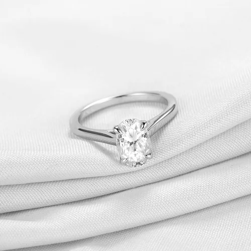 Vista 4 de DovEggs Center 2 carat 6x9mm G-H-I Color Oval Crushed Ice Cut Moissanite Lab Created Diamond Solitaire Engagement Rings for Women 14K Gold QUALITY