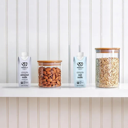 Vista 4 de Mooala Leche de Almendra Orgánica Simple Vainilla - Estable en Estante, Dosis Única, 4 Ingredientes, Sin Gomas, Sin Aceite, Sin Rellenos, Leche a