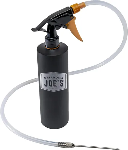 Vista 2 de Oklahoma Joe's® Botella rociadora y inyector de adobo 2 en 1, negro - 6285584R06 (Paquete de 6)