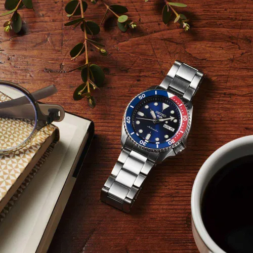 Vista 2 de Seiko Reloj analógico automático para hombre Seiko 5 Sports Azul