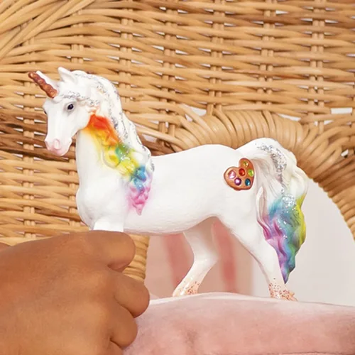 Vista 2 de Schleich bayala - Figura mítica de yegua de unicornio arcoíris con detalles decorativos brillantes y cuerno en espiral brillante, juguete divertido