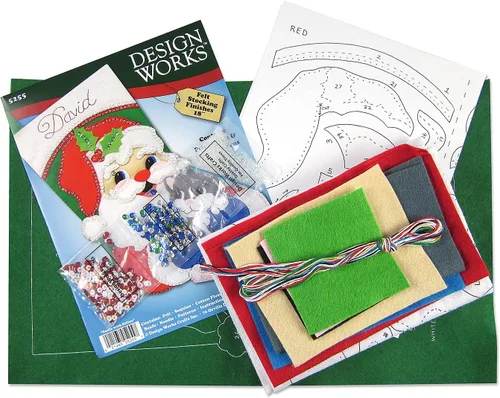 Vista 3 de Kit de medias de fieltro de Papá Noel con gatito
