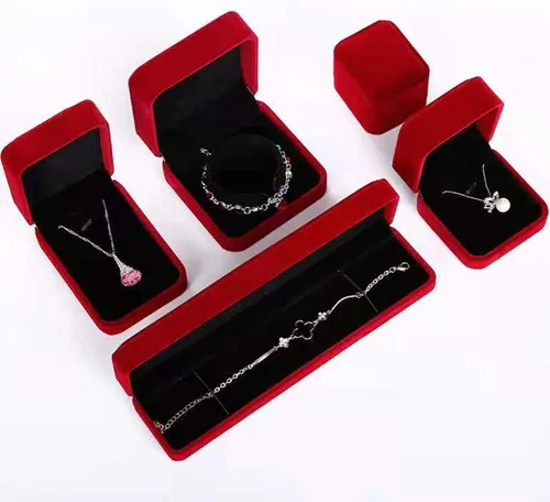 Vista 6 de Caja de regalo de collar de cadena de terciopelo largo, estuche de almacenamiento de pulsera roja, caja de exhibición de joyas para bodas