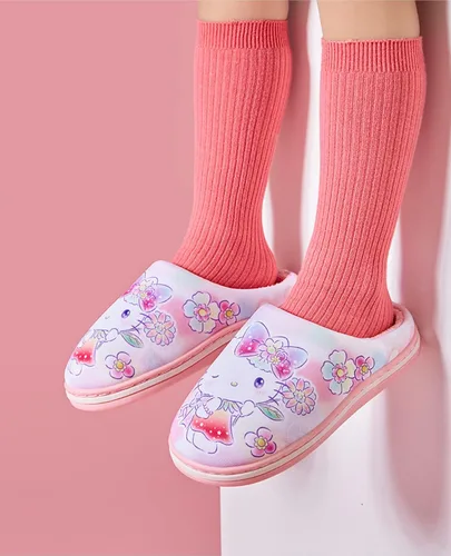 Vista 4 de Everyday Delights Hello Kitty Flowers - Pantuflas de felpa para niñas y niños
