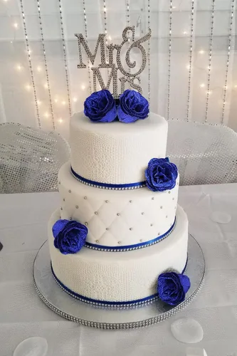 Vista 5 de Rosas artificiales, 30 rosas artificiales de seda con tallos para manualidades, ramo de boda, fiesta, decoración del hogar (azul rey)