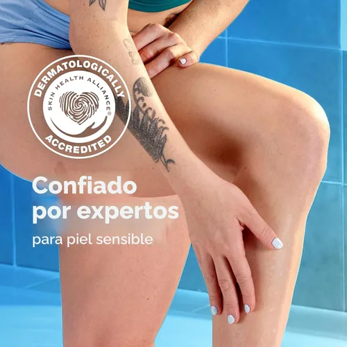 Vista 5 de Gillette Venus Mango de maquinilla de afeitar extra suave y sensible dorado para mujer + 2 recambios de cuchilla, incluye soporte de ducha