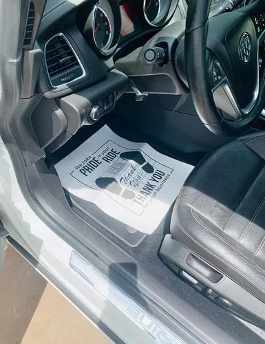 Vista 8 de Alfombrillas de papel blancas para automóvil, 50 almohadillas desechables para vehículos, protector temporal de suelo de automóviles, protector