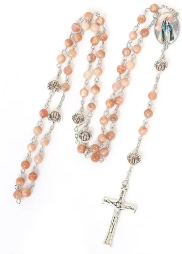 Vista 2 de Nazareth Store Cuentas de piedra natural con corazón de epoxi milagroso, cuentas de metal, collar de rosario, regalos cristianos de piedras preciosas
