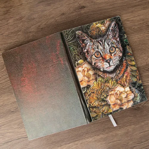 Vista 6 de Cuaderno vintage de piel con relieve 3D de gato, diario de viaje A5 con bolígrafo y recambio de bolígrafo, funda para bolígrafo, bloc de notas