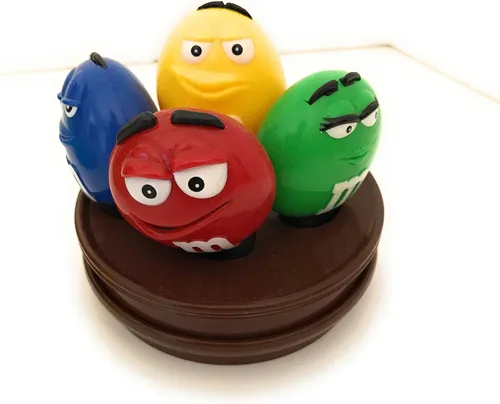 Vista 2 de M&M's Mulligan Ville - Dispensador de dulces