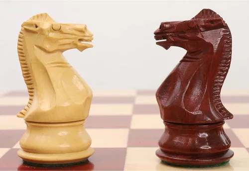 Vista 6 de Royal Chess Mall - Juego de piezas de ajedrez profesional Staunton de 3.9" - Madera de Budrose ponderada