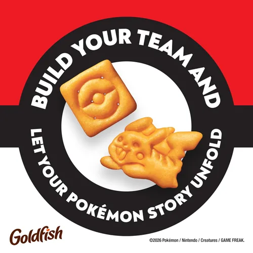 Vista 4 de Goldfish Galletas Pokémon de queso cheddar, bolsa de 6.6 onzas
