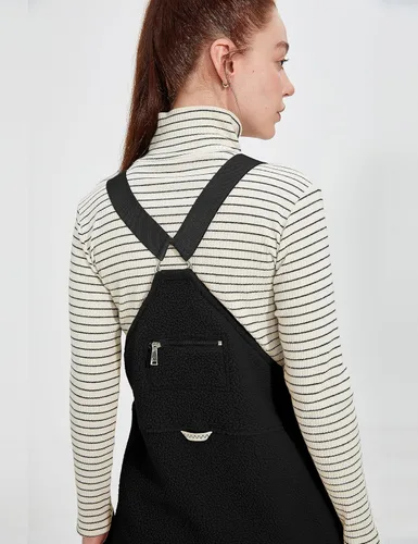 Vista 2 de Overol de forro polar cálido para mujer, overol de invierno mullido, con correa ajustable, sin mangas, pantalones esponjosos con bolsillos