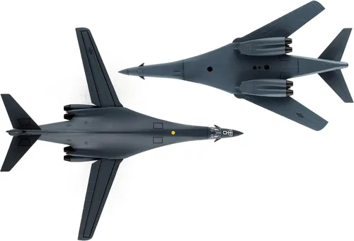 Vista 9 de Daron Worldwide Trading 1/221 PS5404-2 Sello B-1 Lancer Boss Hawg Jet