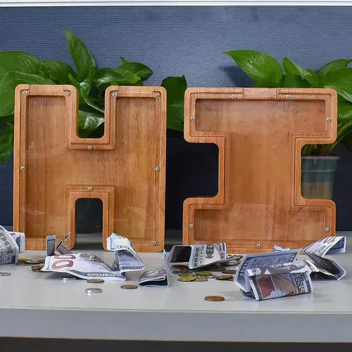 Vista 7 de Alcancía de madera con letras para niños y niñas, 26 letras del alfabeto, caja de ahorro de dinero, regalo de cumpleaños para niños y adultos C