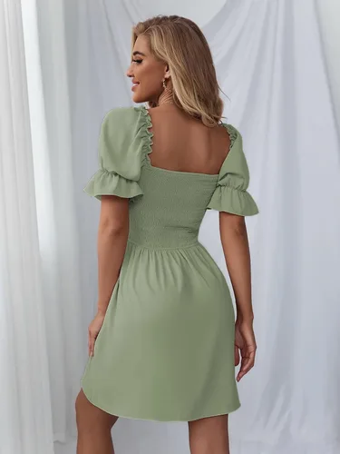 Vista 2 de WDIRARA Vestido de manga corta con volantes y cuello cuadrado para mujer