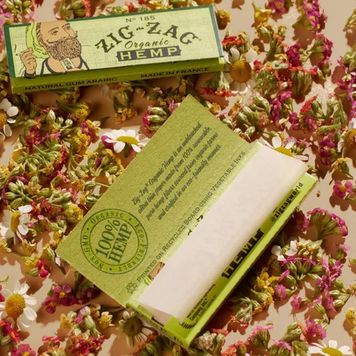 Vista 6 de ZIG-ZAG Papel de liar, papel de liar vegano orgánico sin blanquear, papel sostenible y ecológico para uso diario, tamaño de 1 ¼ pulgadas, paquete