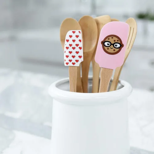 Vista 7 de Wilton ROSANNA PANSINO Wilton Nerdy Nummies - Espátulas de silicona, juego de 2 espátulas de silicona