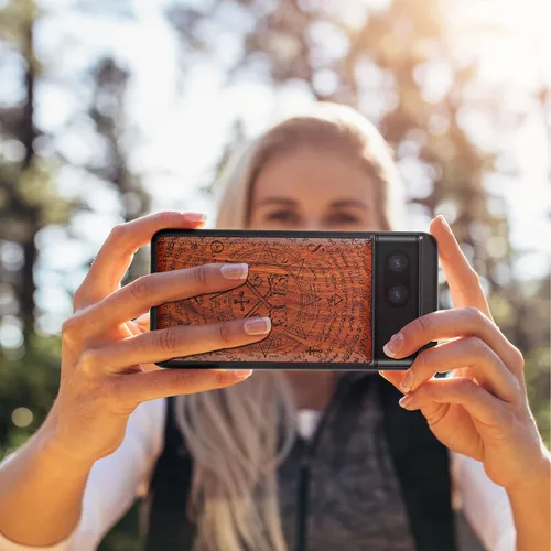 Vista 6 de Carveit Funda de madera para Pixel 6a 2022 [madera natural y TPU suave negro] a prueba de golpes, funda de madera única compatible con Google Pixel